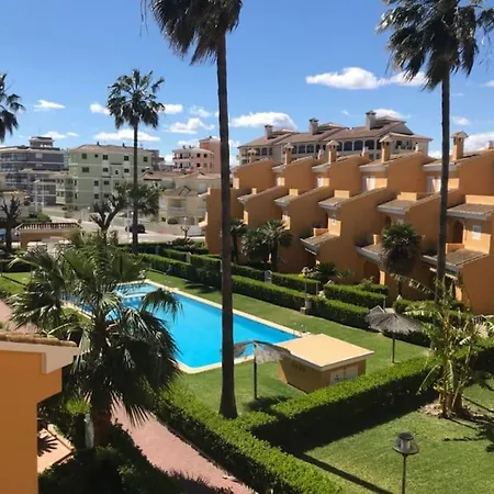 Nyaraló Junto A La Playa De El Perello